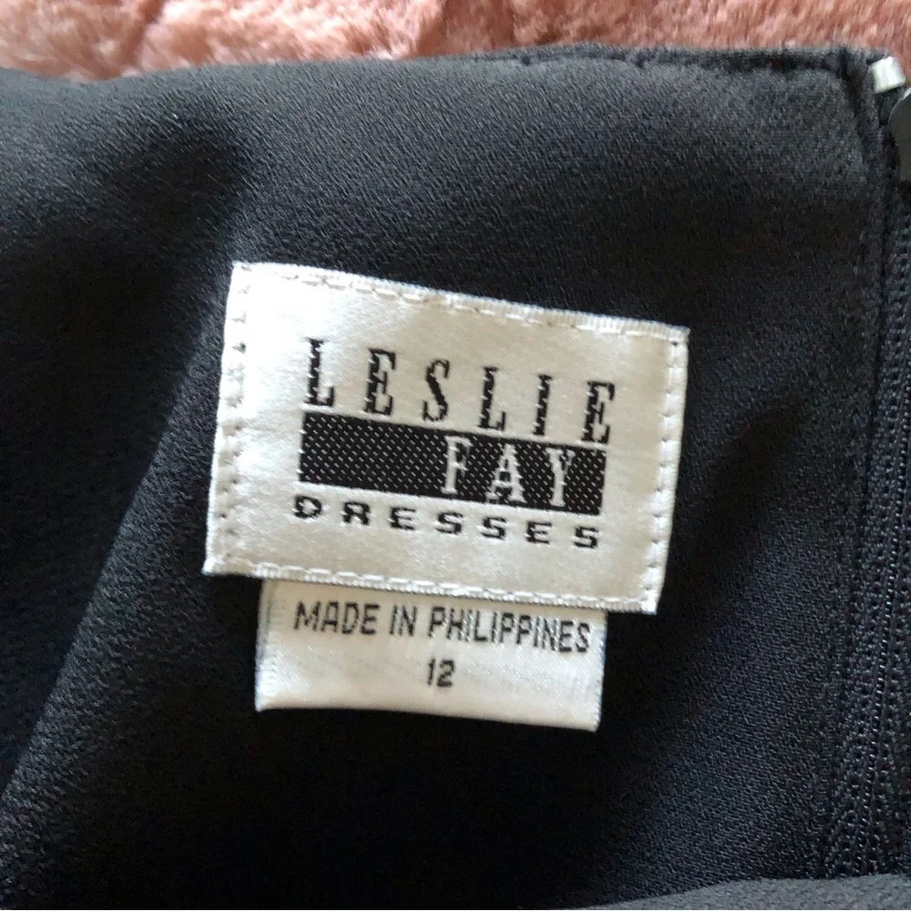 Vintage Leslie Fay black dress with bow detailing in size 12